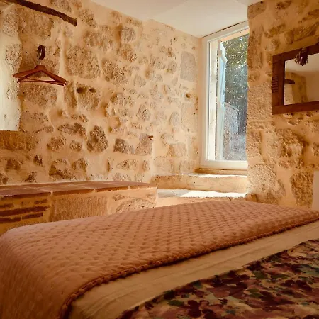 Holiday home Le Moulin De Toquedonnes Insolite *