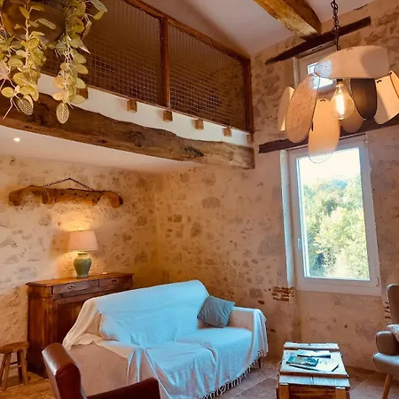 Holiday home Le Moulin De Toquedonnes Insolite